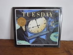 洋書　TUESDAY