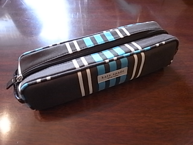Kate spade　ペンケース　鉛筆4本/消しゴム/鉛筆削りセット