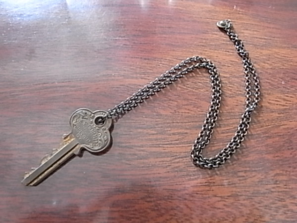 アンティーク　Key　 チェーン付き