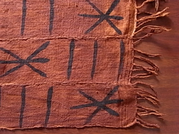 アフリカ綿手織り布　 泥染めミニクロス　 フリンジ付き