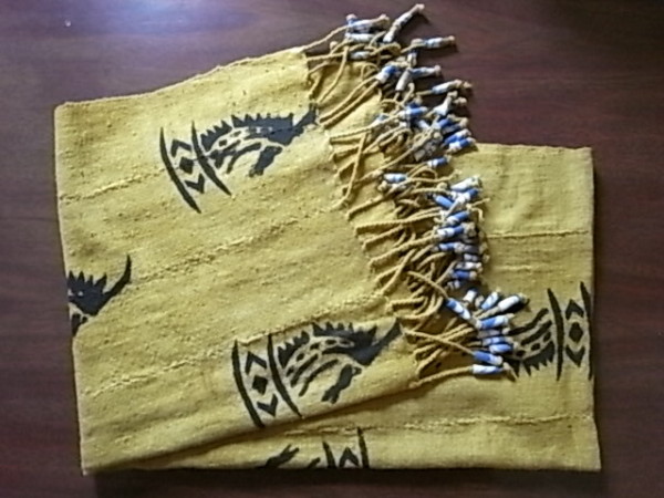 アフリカ綿手織り　 泥染めロングクロス　 ビーズ付き