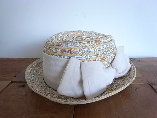 HAKKA　キッズ帽子　 花柄　リボン付き