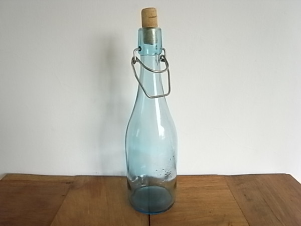 ガラスボトル　 機械栓