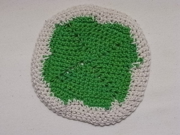 手編コースター　 グリーン×フラワーモチーフ　