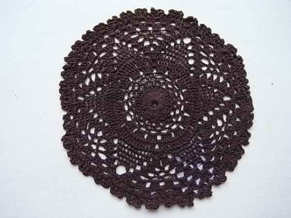 プレースマット　 手編みドイリー