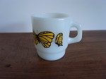 Fire King　 マグカップ　黄蝶柄