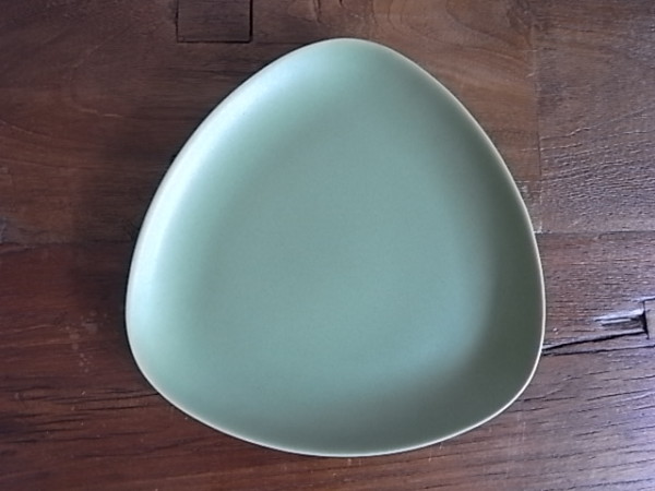 BodaNova HOGANAS トライアンギュラーサラダプレート　