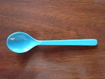 カラープラスティックスプーン　 ブルー