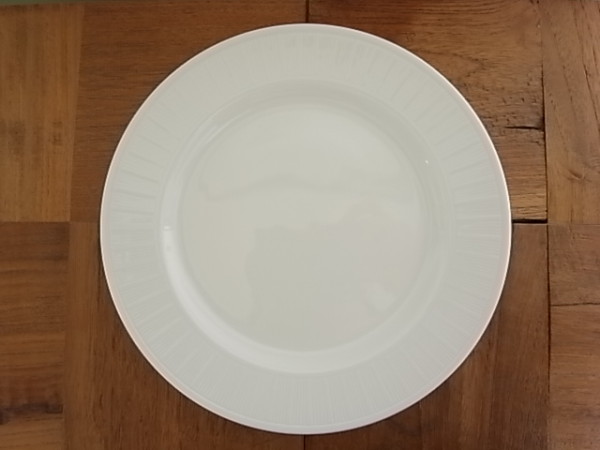 リムストライプサラダプレート