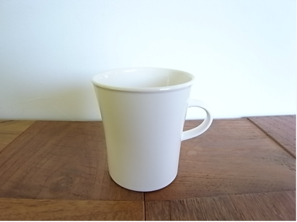 シリアルマグカップ　半磁器　4th-market　全2個