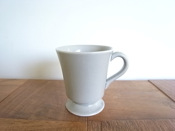 脚付マグ　quatre saisons　全2個