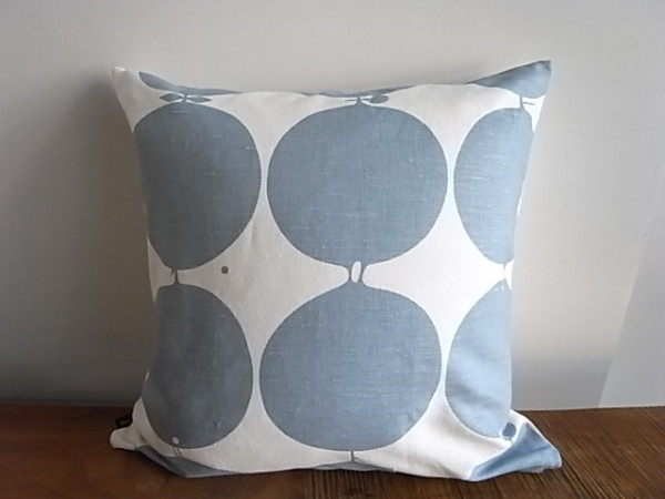 FIQクッションカバー　 TALLYHOO　ブルー　 全2枚