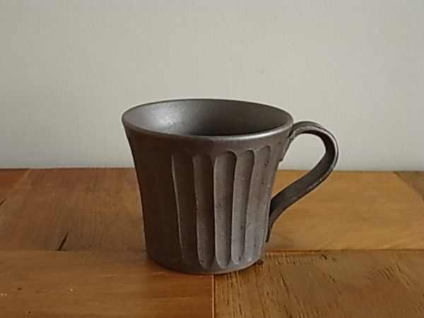 和マグカップ　 焼き締め　ライン入