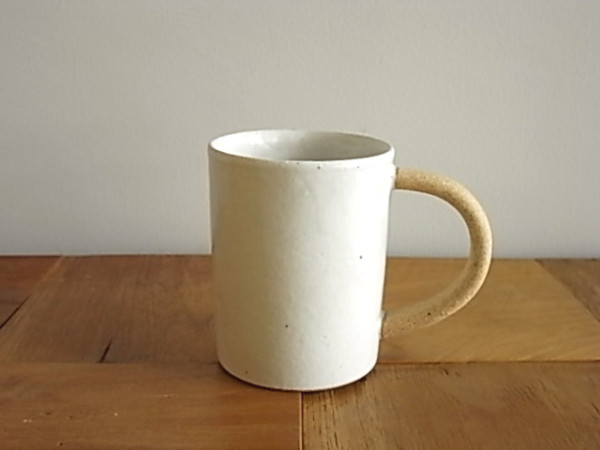 和マグカップ　粉引　持手素焼き