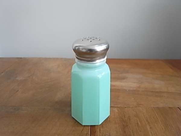 ヴィンテージガラス製　スパイスボトル　グリーン