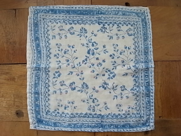 ガーゼハンカチ 小花柄